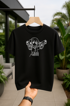Anime girl with dual guns custom T-Shirt